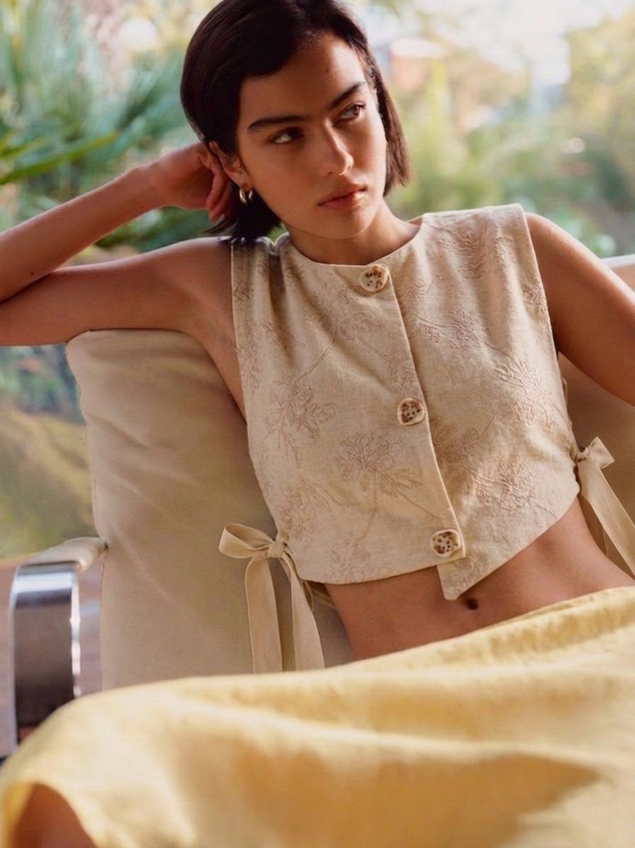 Raiz Vest - Image 1
