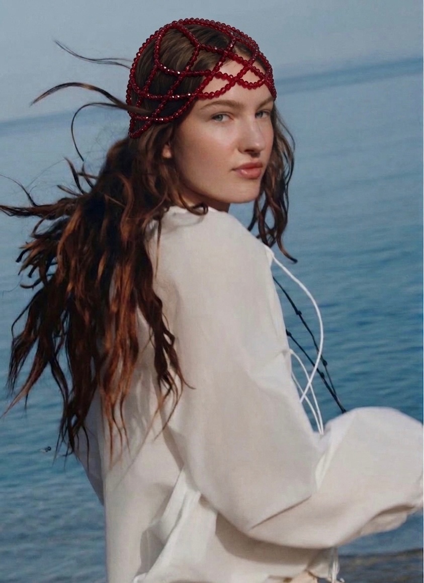 Carmín Mesh Hat - Image 2
